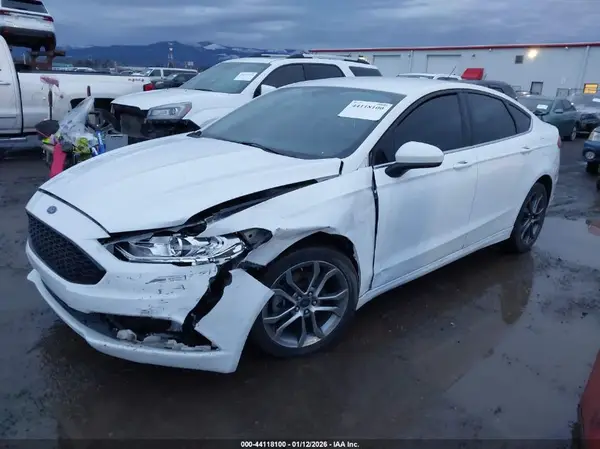3FA6P0G71HR281817 2017 FORD FUSION - Image 2