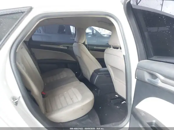 3FA6P0G71HR330403 2017 FORD FUSION - Image 8