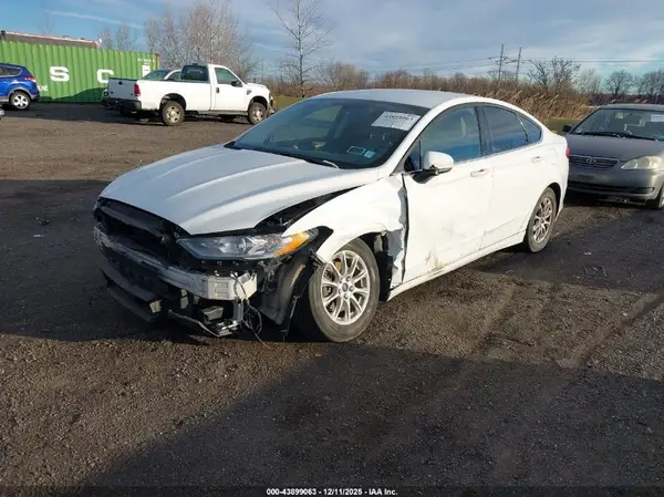 3FA6P0G71HR333351 2017 FORD FUSION - Image 2