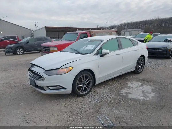 3FA6P0G71HR395056 2017 FORD FUSION - Image 2