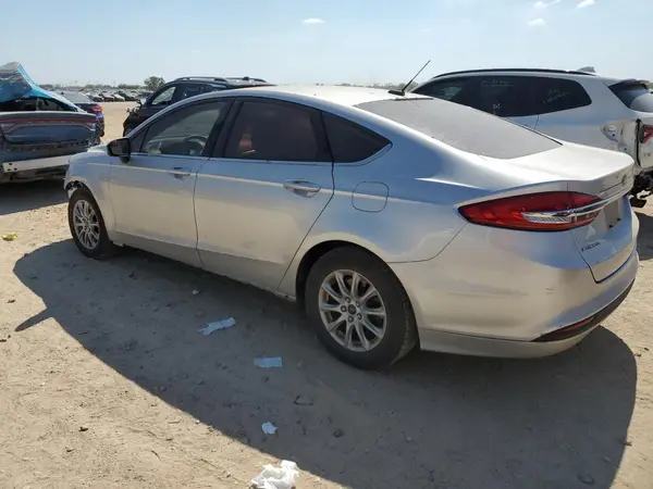 3FA6P0G71JR161117 2018 FORD FUSION - Image 2