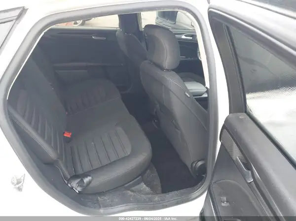 3FA6P0G71JR276963 2018 FORD FUSION - Image 8