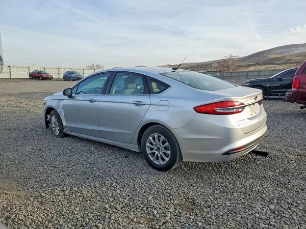 3FA6P0G71JR285680 2018 FORD FUSION - Image 2