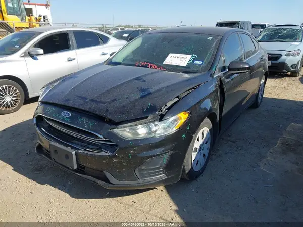 3FA6P0G71KR114008 2019 FORD FUSION - Image 2