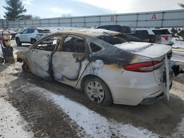 3FA6P0G71KR131889 2019 FORD FUSION - Image 2