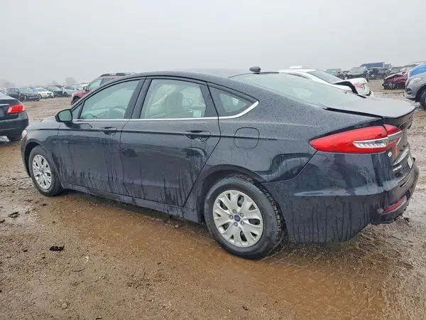 3FA6P0G71KR169591 2019 FORD FUSION - Image 2