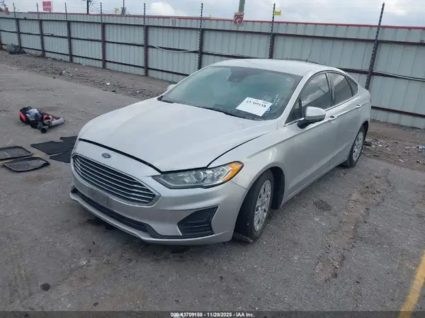 3FA6P0G71KR198265 2019 FORD FUSION - Image 2
