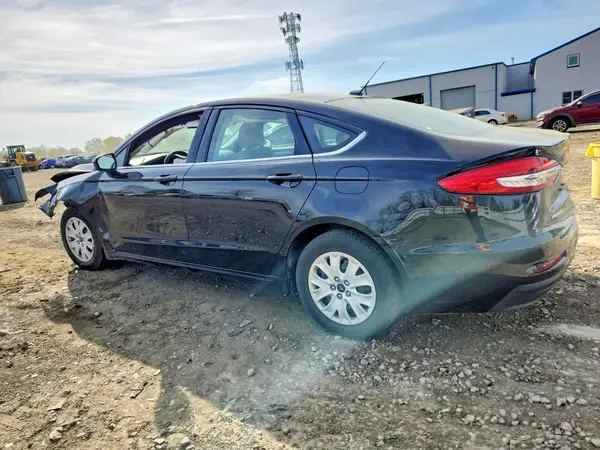 3FA6P0G71KR211144 2019 FORD FUSION - Image 2
