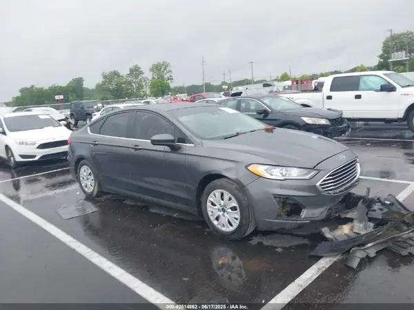 3FA6P0G71KR213427 2019 FORD FUSION - Image 1