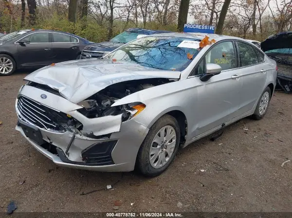 3FA6P0G71KR213833 2019 FORD FUSION - Image 2