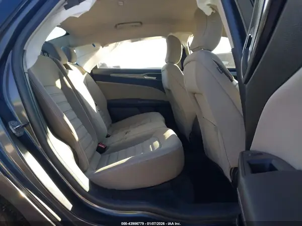 3FA6P0G71KR229112 2019 FORD FUSION - Image 8