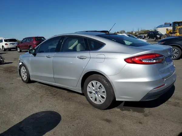 3FA6P0G71KR246072 2019 FORD FUSION - Image 2