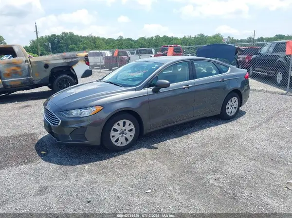 3FA6P0G71KR247562 2019 FORD FUSION - Image 2
