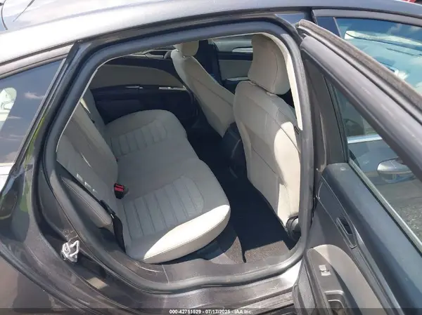 3FA6P0G71KR247562 2019 FORD FUSION - Image 8