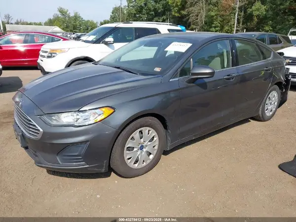 3FA6P0G71KR281162 2019 FORD FUSION - Image 2