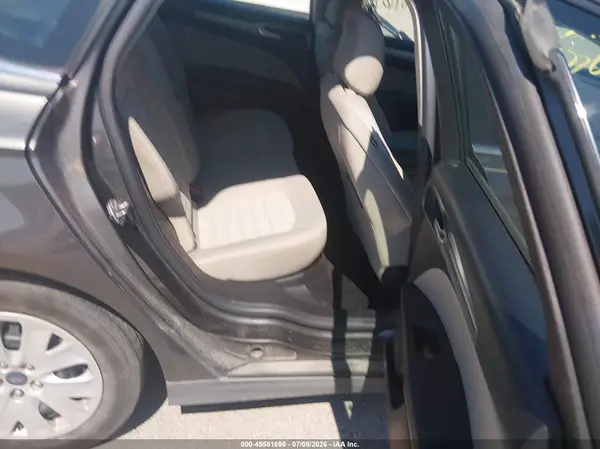 3FA6P0G71LR105570 2020 FORD FUSION - Image 8