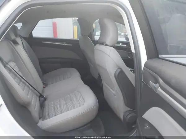 3FA6P0G72GR177321 2016 FORD FUSION - Image 8