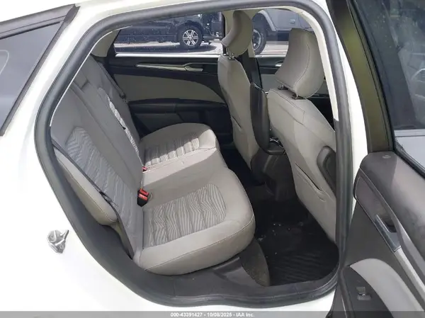 3FA6P0G72GR227666 2016 FORD FUSION - Image 8