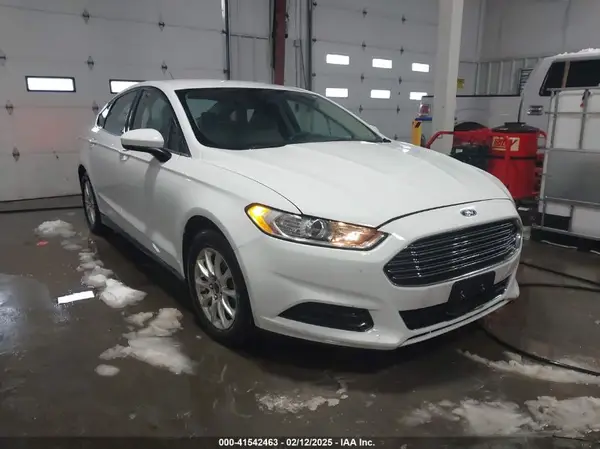 3FA6P0G72GR280397 2016 FORD FUSION - Image 1