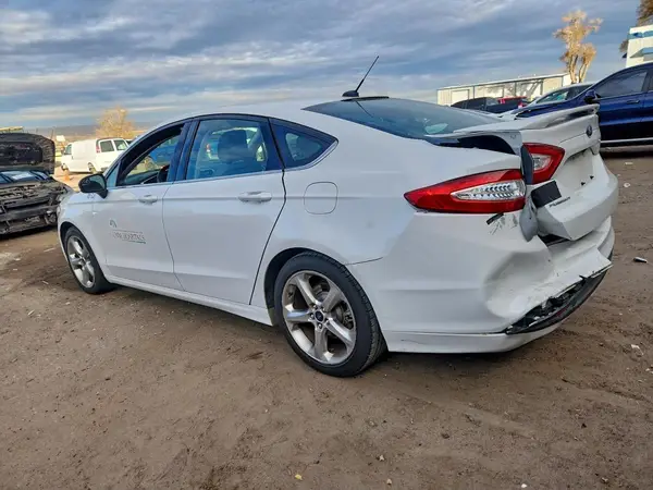 3FA6P0G72GR383481 2016 FORD FUSION - Image 2