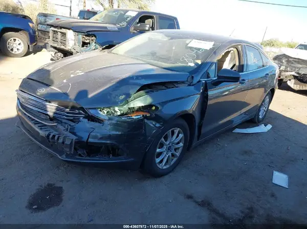3FA6P0G72HR180429 2017 FORD FUSION - Image 2