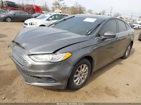 3FA6P0G72HR211050 2017 FORD FUSION - Image 2