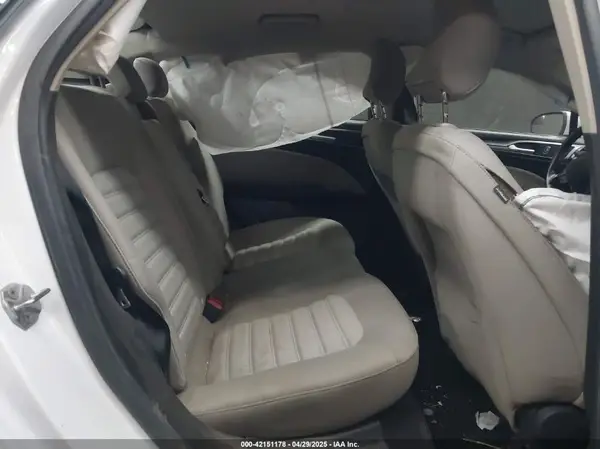 3FA6P0G72HR222095 2017 FORD FUSION - Image 8