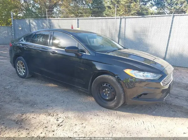 3FA6P0G72HR280398 2017 FORD FUSION - Image 1