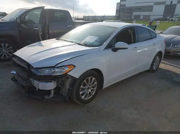3FA6P0G72HR406744 2017 FORD FUSION - Image 2