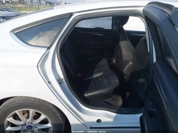 3FA6P0G72HR406744 2017 FORD FUSION - Image 8