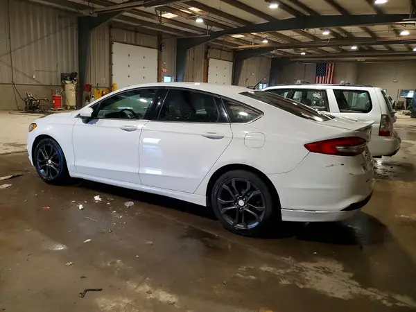 3FA6P0G72JR114985 2018 FORD FUSION - Image 2