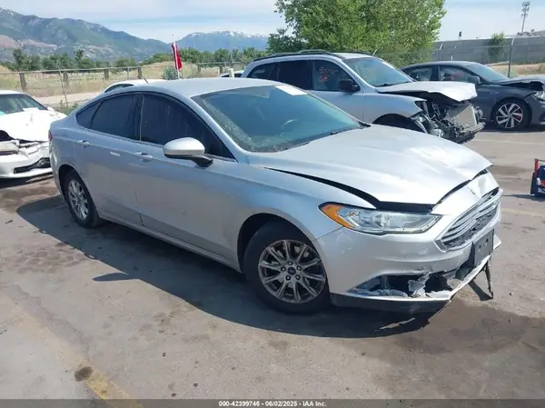 3FA6P0G72JR187158 2018 FORD FUSION - Image 1