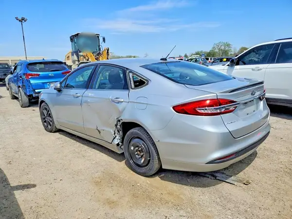 3FA6P0G72JR252428 2018 FORD FUSION - Image 2