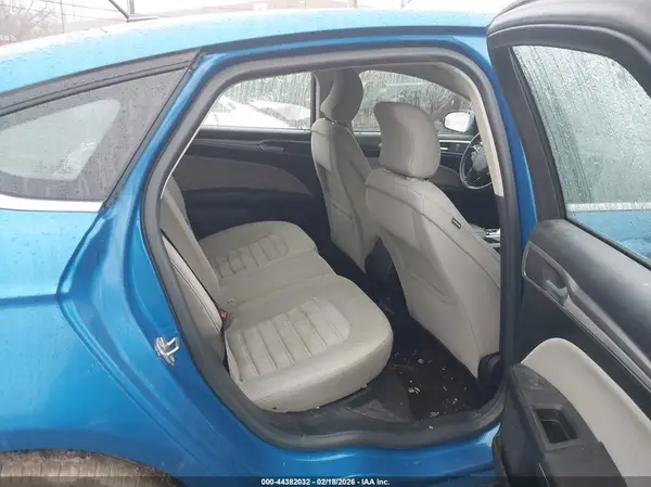 3FA6P0G72KR100344 2019 FORD FUSION - Image 8