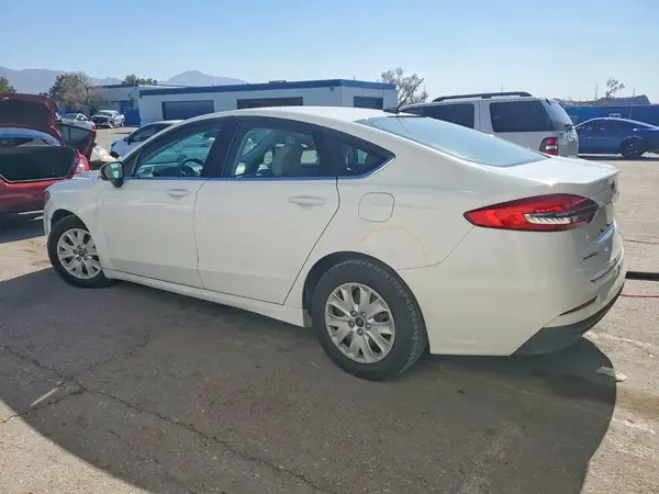 3FA6P0G72KR103390 2019 FORD FUSION - Image 2