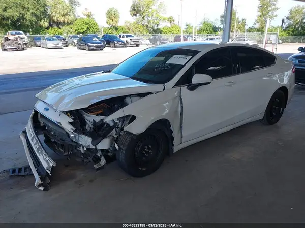 3FA6P0G72KR127317 2019 FORD FUSION - Image 2