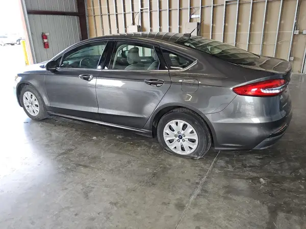 3FA6P0G72KR132792 2019 FORD FUSION - Image 2