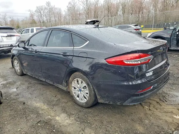 3FA6P0G72KR229765 2019 FORD FUSION - Image 2