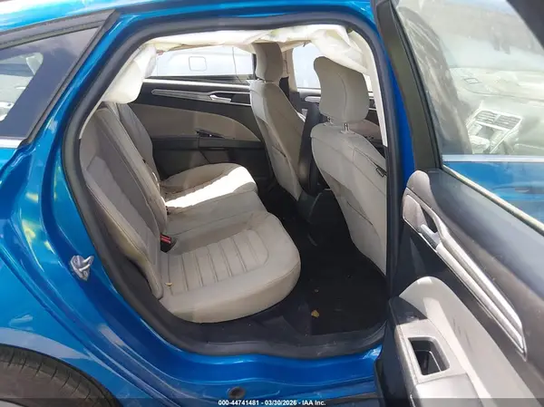 3FA6P0G72KR267335 2019 FORD FUSION - Image 8
