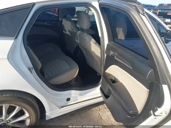 3FA6P0G72KR283079 2019 FORD FUSION - Image 8