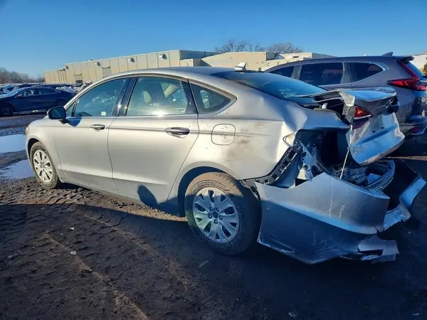 3FA6P0G72LR208304 2020 FORD FUSION - Image 2