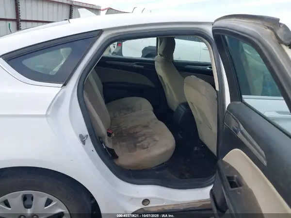 3FA6P0G72LR235695 2020 FORD FUSION - Image 8