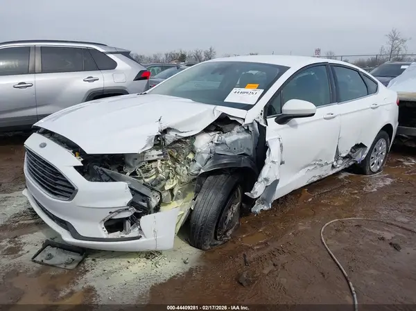 3FA6P0G72LR255557 2020 FORD FUSION - Image 2