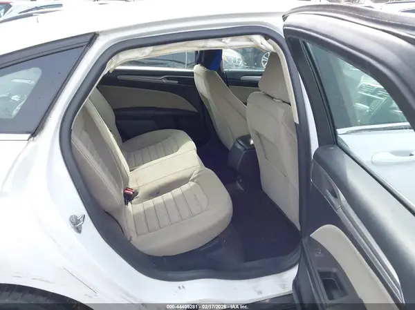 3FA6P0G72LR255557 2020 FORD FUSION - Image 8