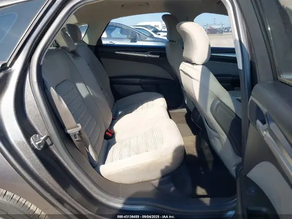 3FA6P0G73GR258117 2016 FORD FUSION - Image 8
