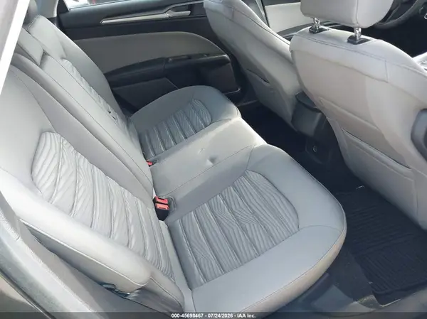 3FA6P0G73GR332832 2016 FORD FUSION - Image 8