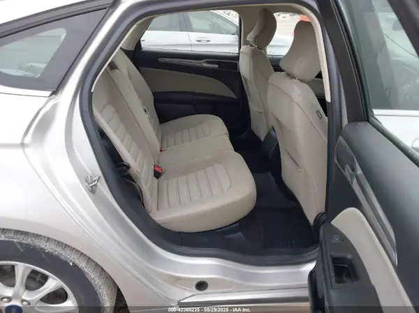 3FA6P0G73HR189415 2017 FORD FUSION - Image 8