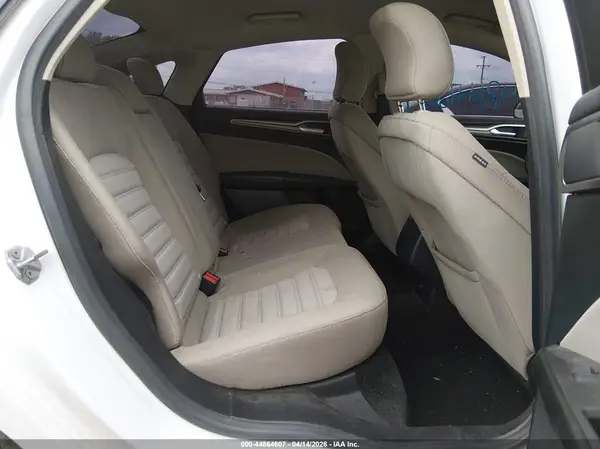 3FA6P0G73HR212093 2017 FORD FUSION - Image 8