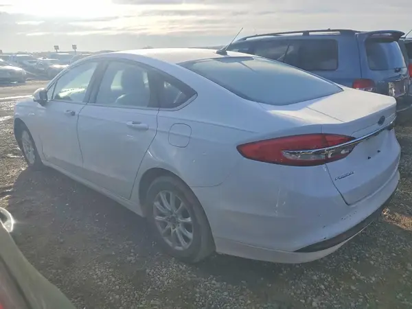 3FA6P0G73HR228259 2017 FORD FUSION - Image 2