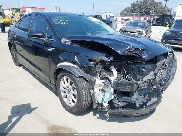 3FA6P0G73HR372331 2017 FORD FUSION - Image 1